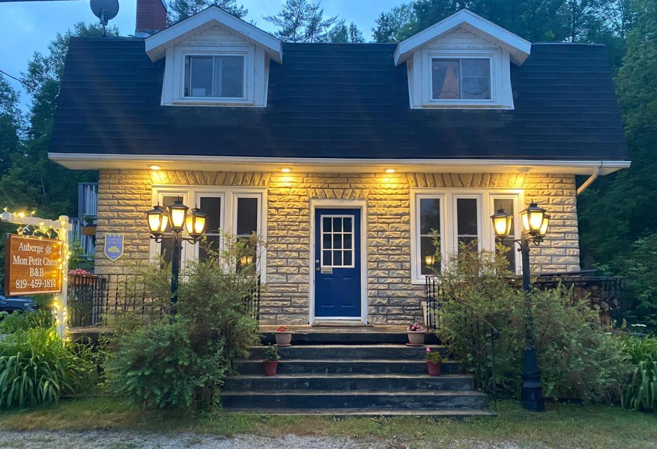 Auberge De Mon Petit Chum B&B Wakefield Buitenkant foto